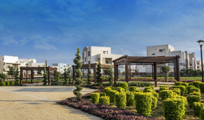 فلل للبيع كاملة التشطيب واستلام فوري بجوار مدينتي